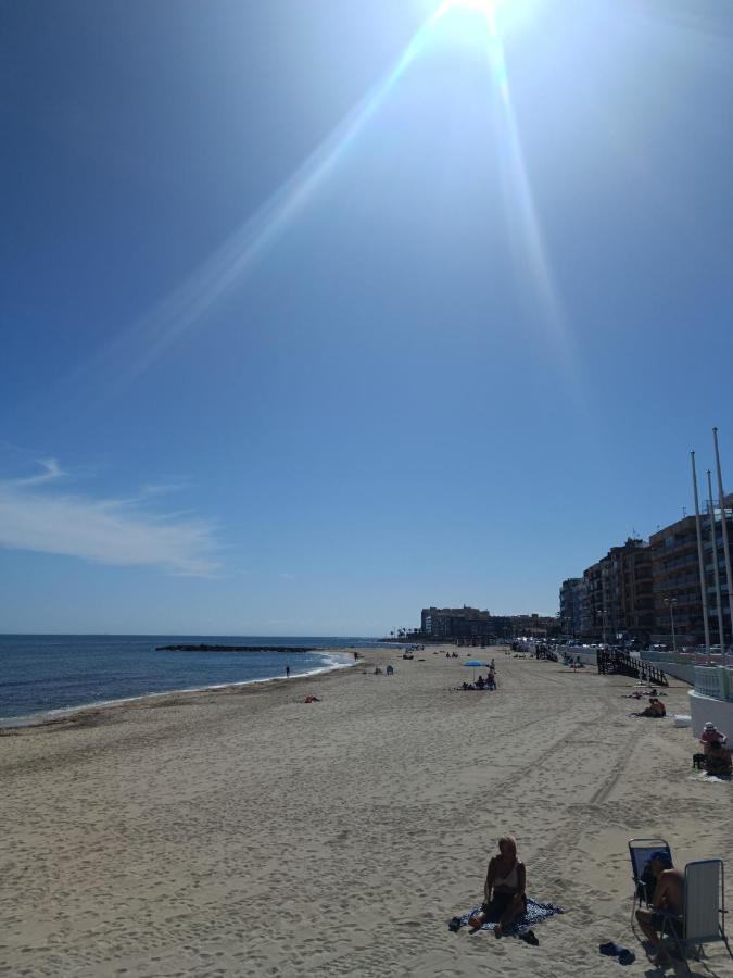 Pmt16 - Large City Apartment On The Beach ตอร์เรเวียคา ภายนอก รูปภาพ